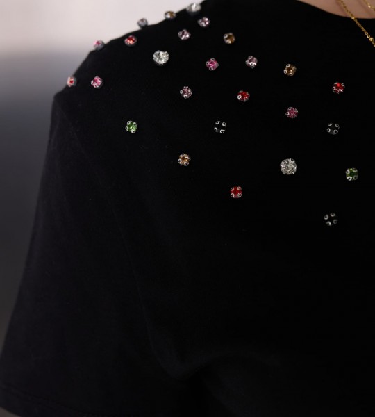 Футболка Shimmer Touch Tee Чорна | Showroom By Nona — зображення 2